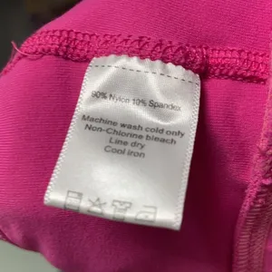 Alo pink twist back sports bra medium thumbnail 7