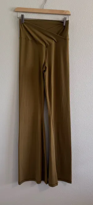 aerie Wide-Leg Crossover Waist Pants thumbnail 1