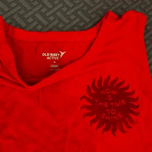 Old Navy Active sun tank thumbnail 2