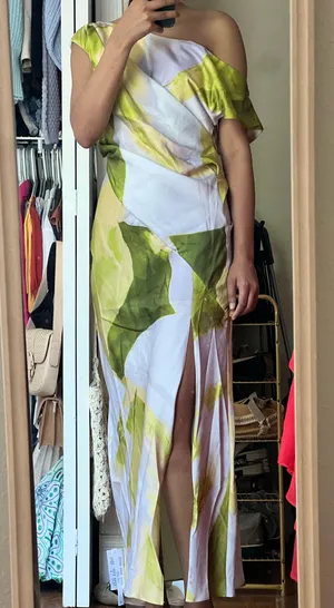 Formal dress Size 2 thumbnail 2