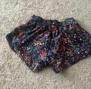 Lululemon pattern shorts  thumbnail 2