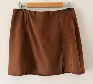 GB Brown Suede Mini Skirt thumbnail 1