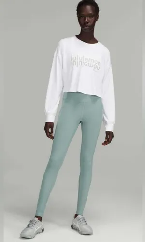 Lululemon Muscle Love Long Sleeve Shirt Top Motif White Graphic Wordmark Size 6 thumbnail 2
