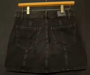 American Eagle Black Denim Skirt – Size 4  thumbnail 2