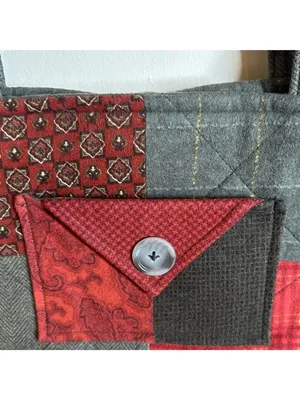 Hutter Woods Creations Handmade Quilted Patchwork Tote Bag Red Gray Black thumbnail 2