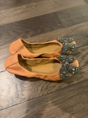 Tory Burch Eddie Camel Ballet Flats Sz 7.5 thumbnail 3