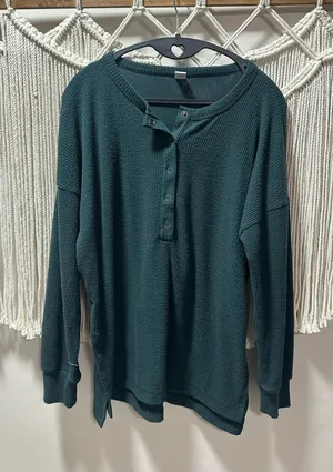 Old Navy Dark Green Waffle Henley Pullover thumbnail 1