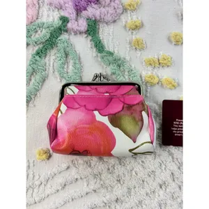 Buxton Pink Floral RFID Triple Frame Coin Purse Kiss‎ Lock Wallet 202P40 thumbnail 2