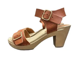 BRYR CLOGS Size 36 Tan thumbnail 1