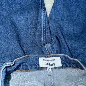Reformation Liza Ultra High Rise Straight Jeans Size 26 NWOT thumbnail 3