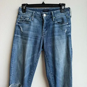MOTHER Size 25 LOOKER CROP Grunge Distressed Skinny Jeans GYPSY Medium Wash thumbnail 3