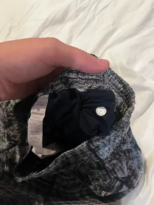Lululemon Shorts thumbnail 6