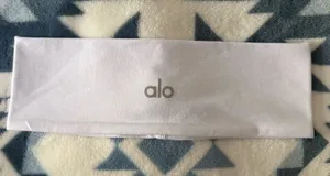 Alo Yoga Headband White thumbnail 1