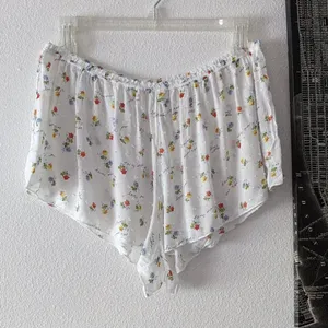 {Free People} Brand New Up Late Crop Top & Shorts thumbnail 7
