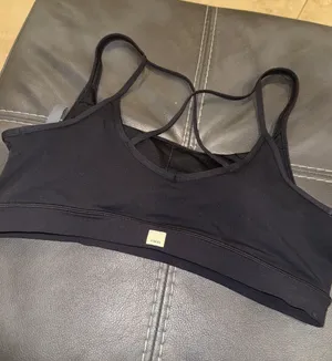 Vuori Black Strappy Wireless Sports Bra xl thumbnail 1