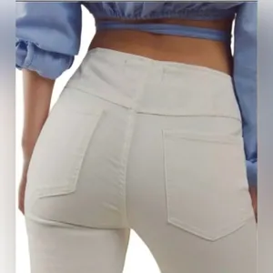 NWT Free People Penny Pull on Flare Jeans ~ White~ size 32 🤍 thumbnail 4