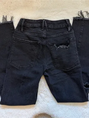 Good American Straight Leg Distressed Jeans 24 / 00 - Black thumbnail 2