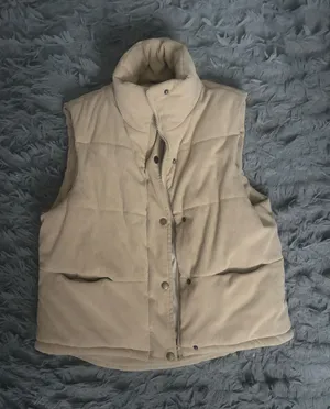 Cropped Puffer Amazon Vest Brown thumbnail 1