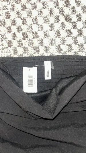 Black going out top thumbnail 2