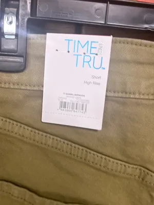 Time and tru green High rise barrel Bermuda shorts size 10 thumbnail 5