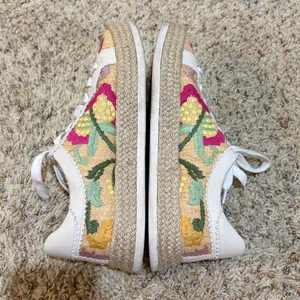 Dolce Vita Azalia Floral Embroidered Woven Raffia Sneakers Size 8.5 thumbnail 9