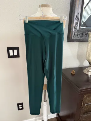 OFFLINE By Aerie Real Me High Waisted Crossover Legging M thumbnail 2