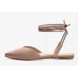 NEW Journee Taupe Theia Ankle Tie Flat 7 $75 thumbnail 4