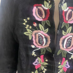 Metrostyle Black Suede‎ Embroidered Floral Jacket Sz M Hook Eye Coat STAINS! thumbnail 4