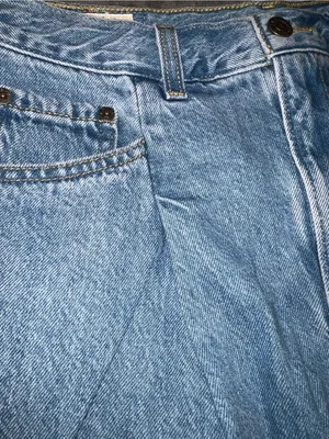 Levi’s High Loose Jean Size 28 thumbnail 9