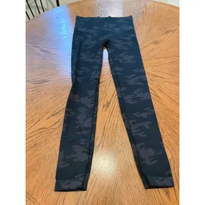 Spanx Look at Me Now Seamless Leggings Black Camo High Waisted Womens Medium thumbnail 6