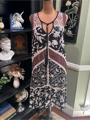 Anthropologie Floreat Embroidered Grasslands Midi Dress – Floral – Size Small thumbnail 2