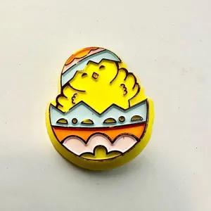 Hallmark Vintage Easter chick pin thumbnail 6