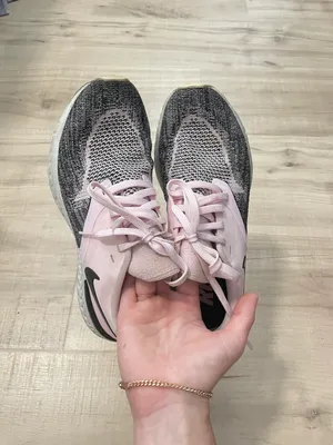 Nike Pink Running Shoes thumbnail 2