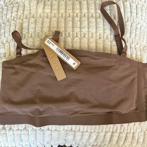 Nwt Skims (B3) Sheer Sculpt Bandeau In Jasper Nwt thumbnail 2