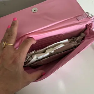 Hello Kitty 2012 Metallic Pink Rhinestone Clutch NEW thumbnail 9