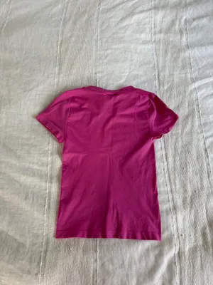 Aritzia “Seamless tee” in a vibrant pink color thumbnail 3