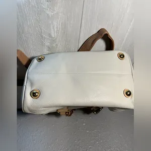 Vintage Michael Kors Cream Satchel with Gold Details thumbnail 8