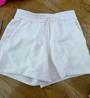 Lululemon Shorts thumbnail 1