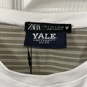 Zara White and Beige Contrasting Oversized Yale T-shirt(Size Small) thumbnail 6
