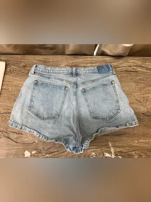 Abercrombie & Fitch The Miom Short High Rise size 14 thumbnail 2