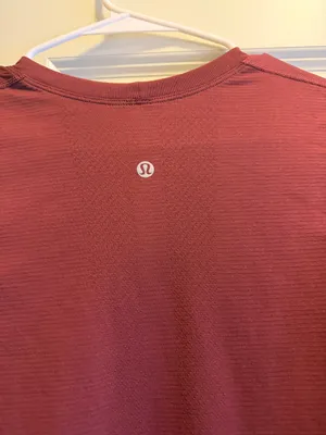 Lululemon Long Sleeve thumbnail 3