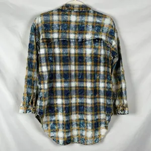 Love Fire Women Long Sleeve Acid Washed Plaid Button Up Small thumbnail 2