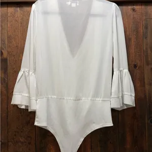 Molly Bracken Cream V-Neck Blouse thumbnail 3