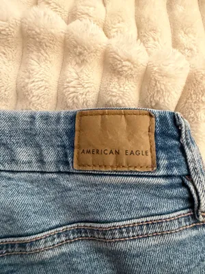 American Eagle Low-Rise Ripped Jeans thumbnail 5