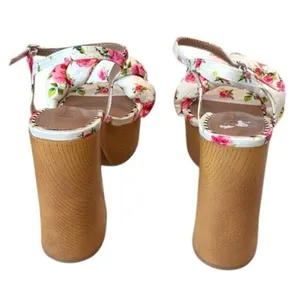 BETSEY JOHNSON Mandee Floral Platform Chunky Platform Block Heel Sandal Size 7.5 thumbnail 5