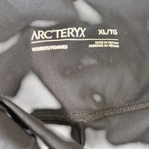 Arcteryx Essent High Rise Leggings Womens XL Black Side Pocket Hiking Tights thumbnail 7