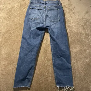 Old Navy Jeans Womens Sz 6 Sky High Extra Blue Distressed Raw Straight Leg Pants thumbnail 3