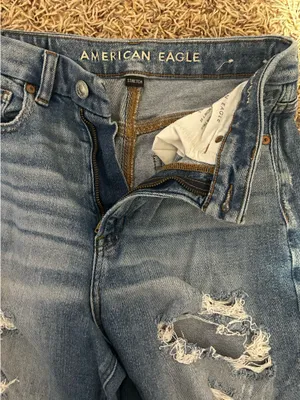 American Eagle Mom Jeans thumbnail 3