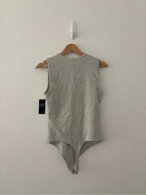 Abercrombie & Fitch sleeveless bodysuit in light gray new nwt thumbnail 3