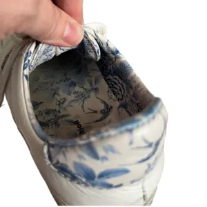 Reformation Harlow white leather blue floral sneakers size 8 thumbnail 11